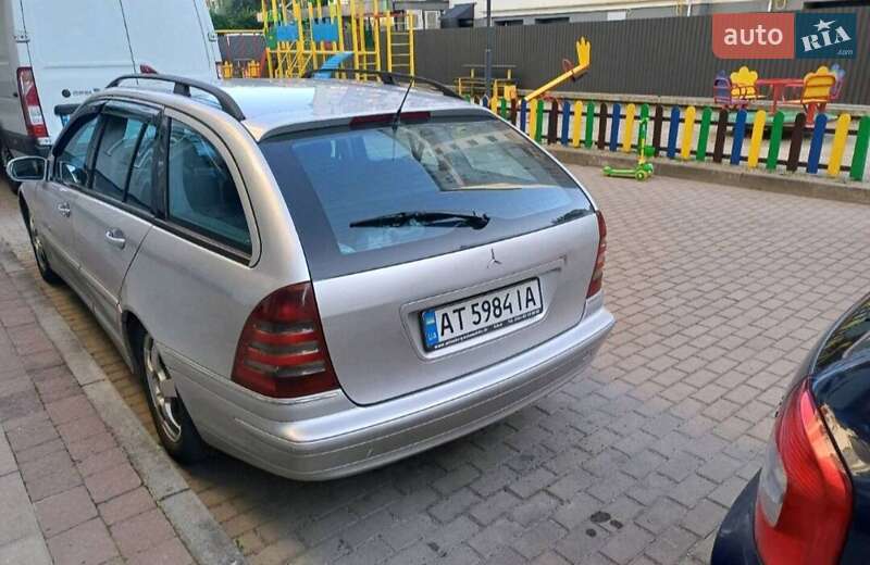 Універсал Mercedes-Benz C-Class 2003 в Івано-Франківську