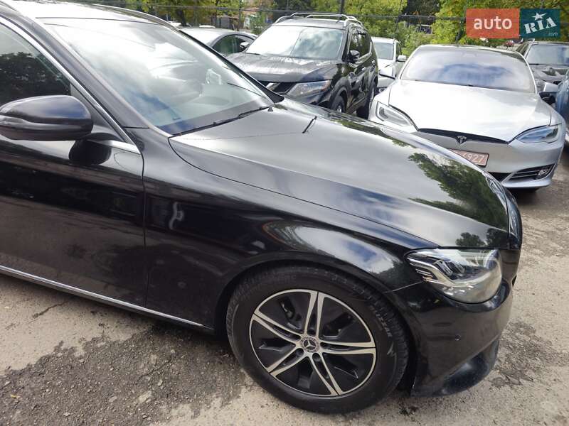 Універсал Mercedes-Benz C-Class 2019 в Львові
