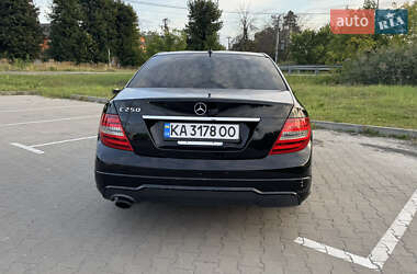 Седан Mercedes-Benz C-Class 2012 в 