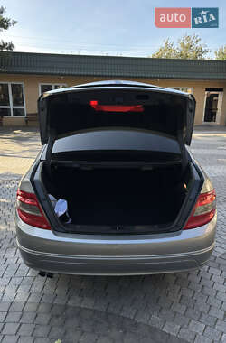Седан Mercedes-Benz C-Class 2007 в 