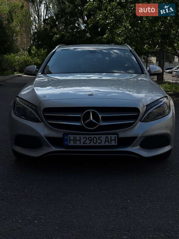 Універсал Mercedes-Benz C-Class 2017 в Одесі