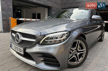 Mercedes-Benz C-Class 2019
