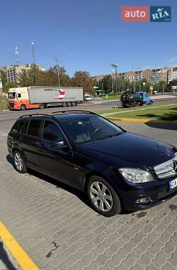 Mercedes-Benz C-Class 2010