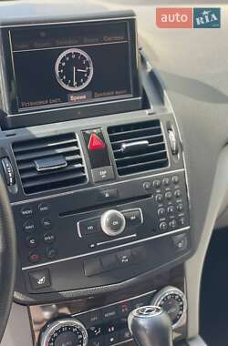 Седан Mercedes-Benz C-Class 2008 в 