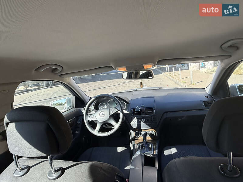 Универсал Mercedes-Benz C-Class 2009 в Одессе фото 7 Универсал Mercedes-Benz C-Class 2009 в Одессе