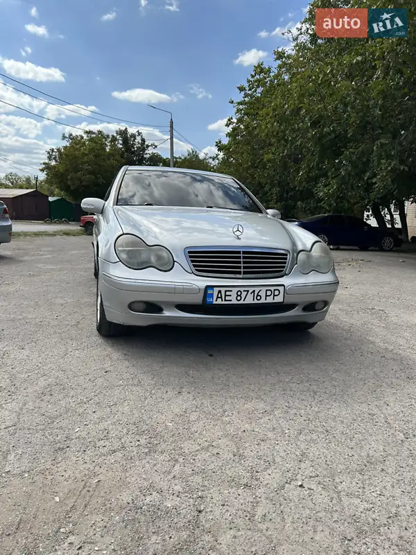 Mercedes-Benz C-Class 2002
