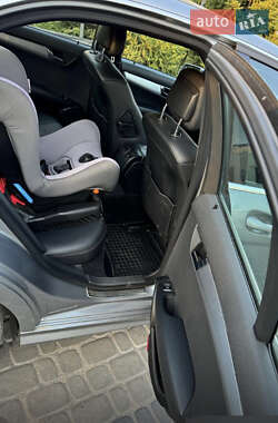 Седан Mercedes-Benz C-Class 2010 в 