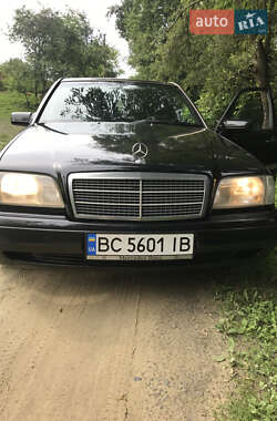 Седан Mercedes-Benz C-Class 1995 в Судовой Вишне