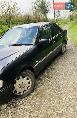 Седан Mercedes-Benz C-Class 1995 в 
