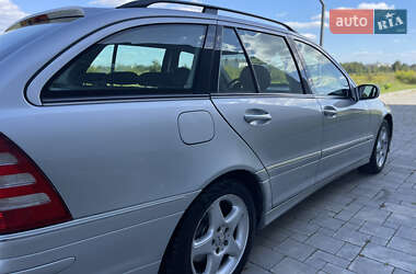 Универсал Mercedes-Benz C-Class 2005 в 