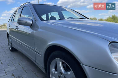 Универсал Mercedes-Benz C-Class 2005 в 