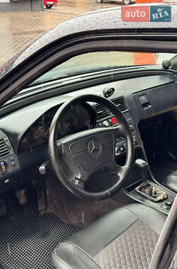 Седан Mercedes-Benz C-Class 1994 в 