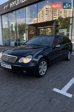 Универсал Mercedes-Benz C-Class 2002 в 