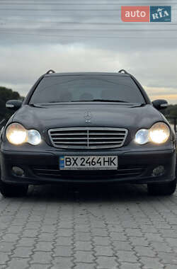 Універсал Mercedes-Benz C-Class 2004 в 
