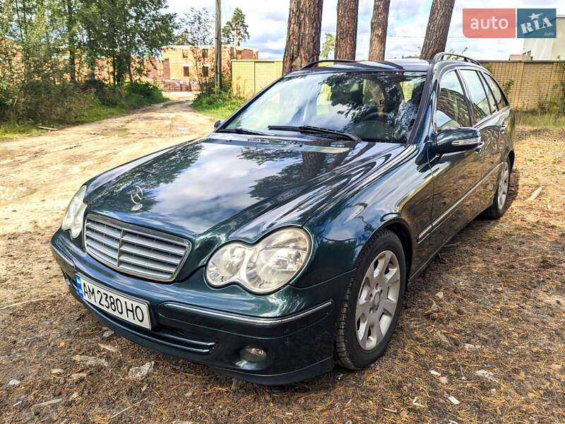 Универсал Mercedes-Benz C-Class 2006 в Житомире