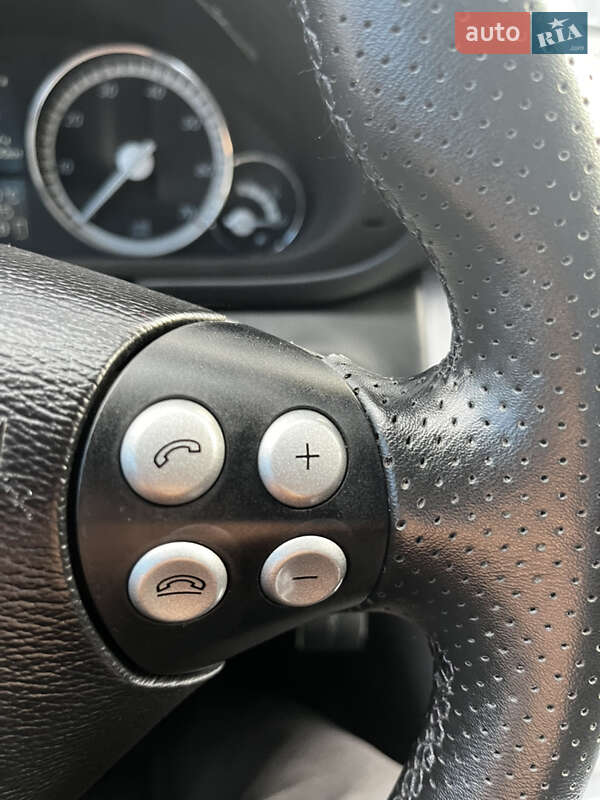 Седан Mercedes-Benz C-Class 2006 в Первомайске