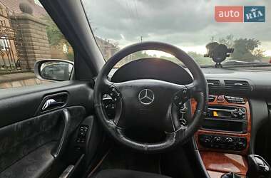 Седан Mercedes-Benz C-Class 2003 в 