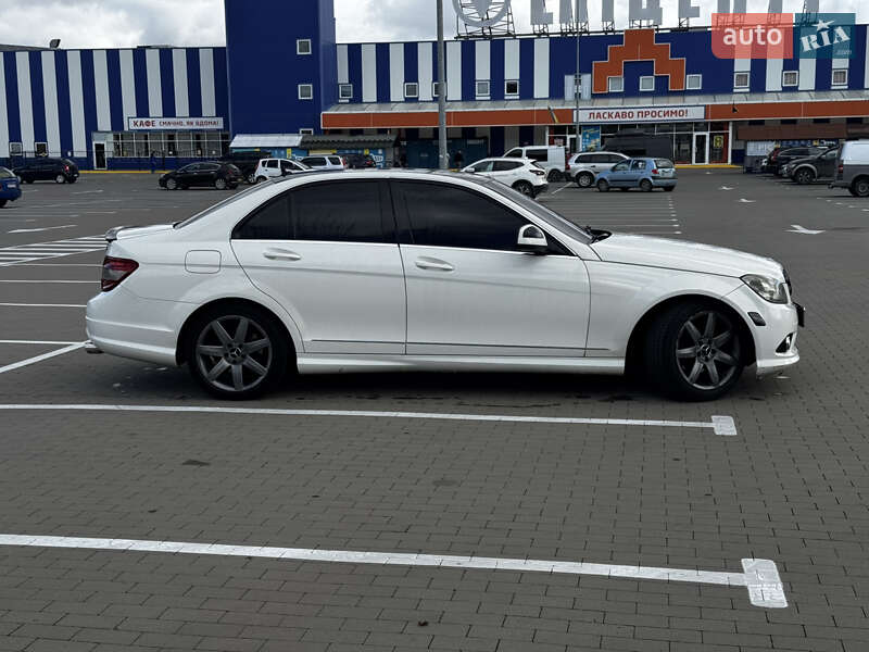 Седан Mercedes-Benz C-Class 2009 в Сумах фото 4 Седан Mercedes-Benz C-Class 2009 в Сумах