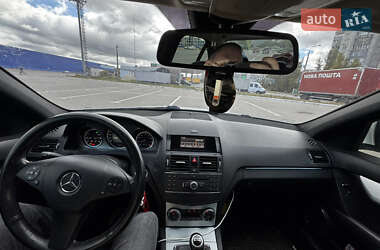 Седан Mercedes-Benz C-Class 2009 в 