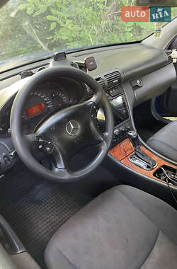 Седан Mercedes-Benz C-Class 2003 в 