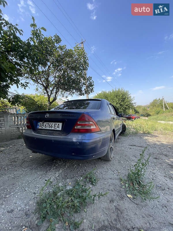 Седан Mercedes-Benz C-Class 2003 в Виннице