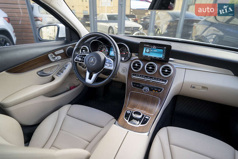 Седан Mercedes-Benz C-Class 2018 в Киеве