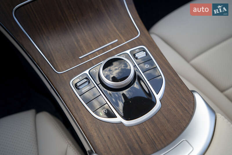 Седан Mercedes-Benz C-Class 2018 в Киеве