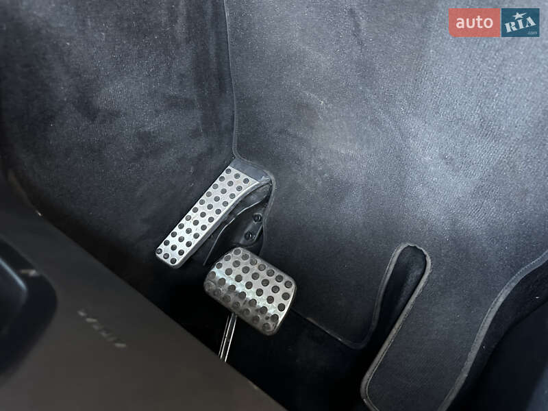 Седан Mercedes-Benz C-Class 2015 в Киеве фото 32 Седан Mercedes-Benz C-Class 2015 в Киеве