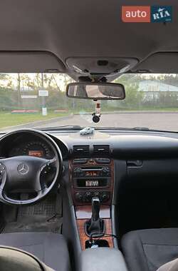 Седан Mercedes-Benz C-Class 2002 в 