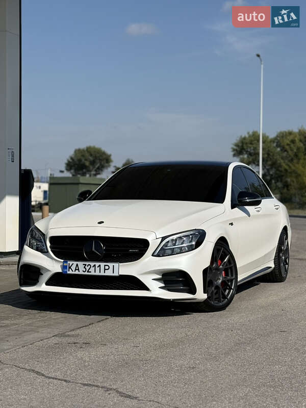 Седан Mercedes-Benz C-Class 2019 в 