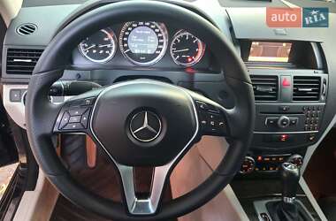 Седан Mercedes-Benz C-Class 2010 в 