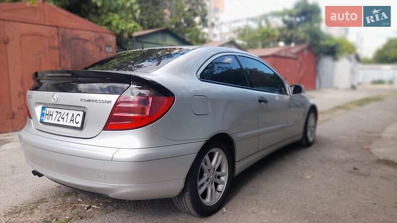 Купе Mercedes-Benz C-Class 2003 в Черноморске фото 17 Купе Mercedes-Benz C-Class 2003 в Черноморске