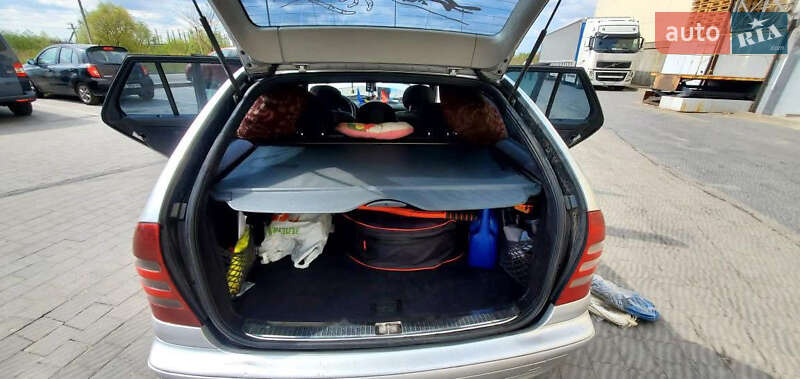 Универсал Mercedes-Benz C-Class 2001 в Львове