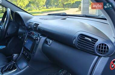 Седан Mercedes-Benz C-Class 2003 в 