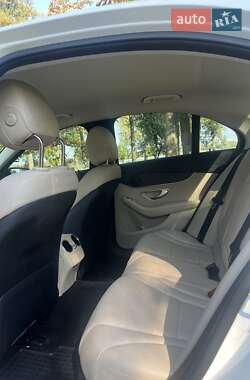 Седан Mercedes-Benz C-Class 2016 в  фото 20 Седан Mercedes-Benz C-Class 2016 в