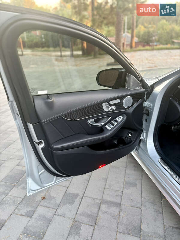 Седан Mercedes-Benz C-Class 2014 в Охтирці