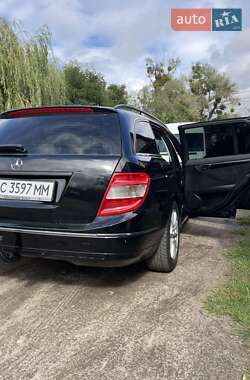 Универсал Mercedes-Benz C-Class 2010 в 