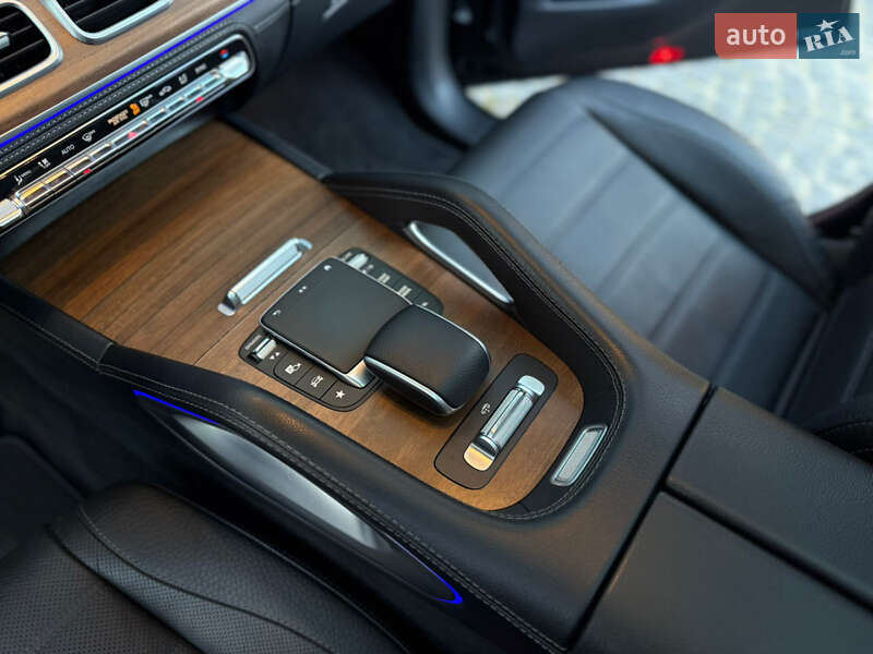 Седан Mercedes-Benz C-Class 2020 в Луцке