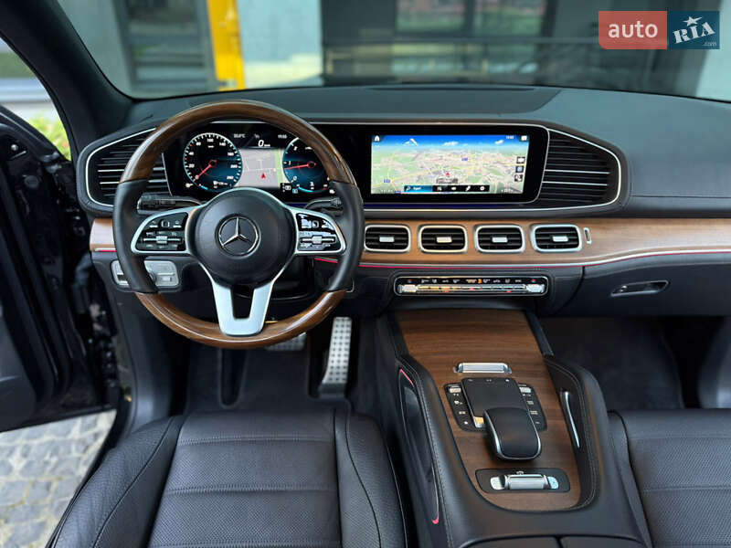 Седан Mercedes-Benz C-Class 2020 в Луцке
