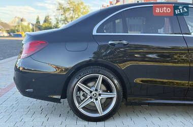 Седан Mercedes-Benz C-Class 2017 в 