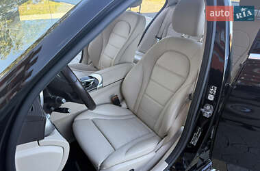 Седан Mercedes-Benz C-Class 2017 в 
