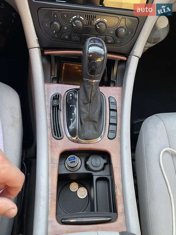 Универсал Mercedes-Benz C-Class 2001 в Житомире