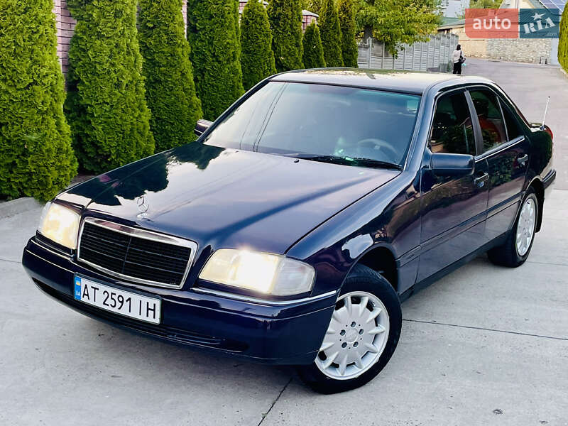 Седан Mercedes-Benz C-Class 1997 в Ивано-Франковске