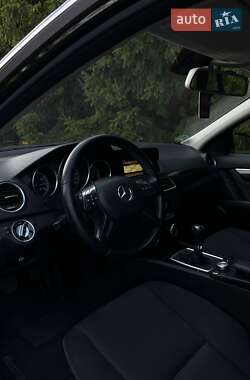 Универсал Mercedes-Benz C-Class 2012 в Фастове