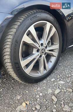 Седан Mercedes-Benz C-Class 2018 в 