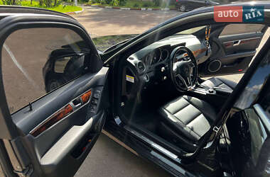 Седан Mercedes-Benz C-Class 2013 в 