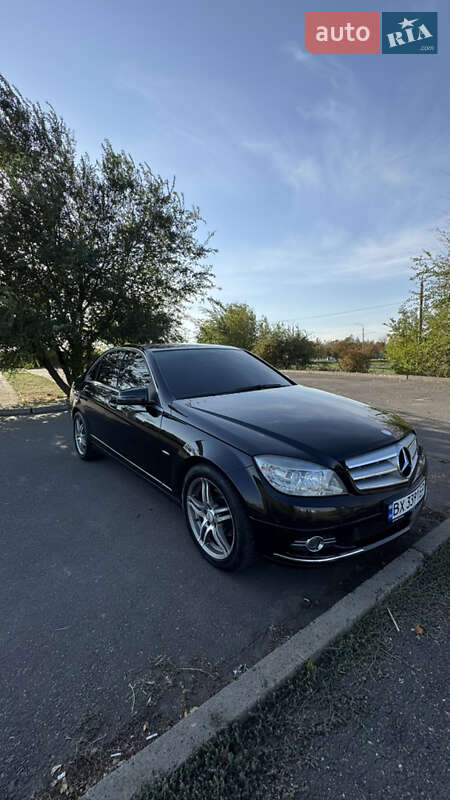 Седан Mercedes-Benz C-Class 2008 в Кривом Роге