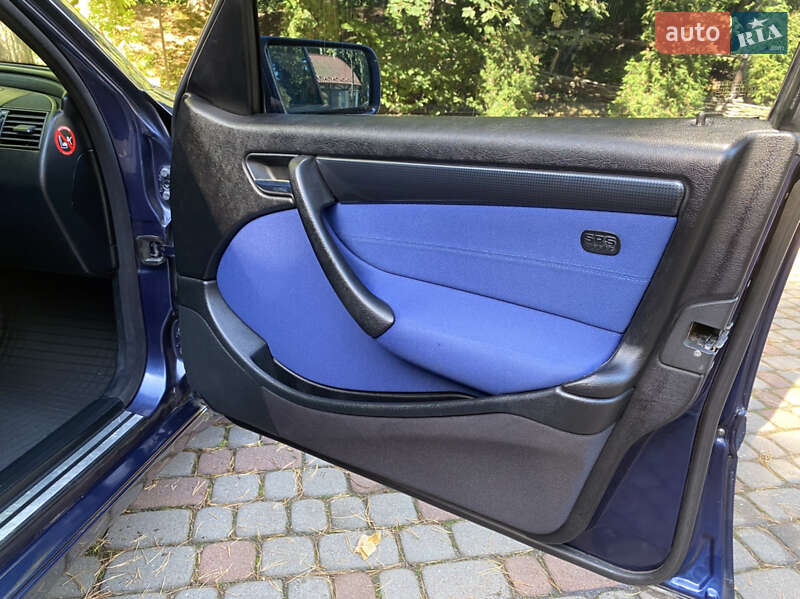 Универсал Mercedes-Benz C-Class 2000 в Дрогобыче