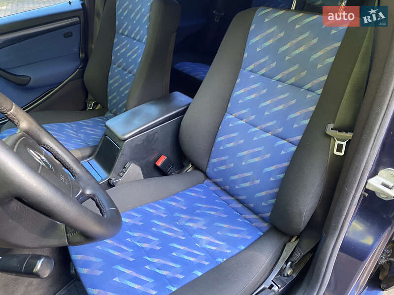 Универсал Mercedes-Benz C-Class 2000 в Дрогобыче