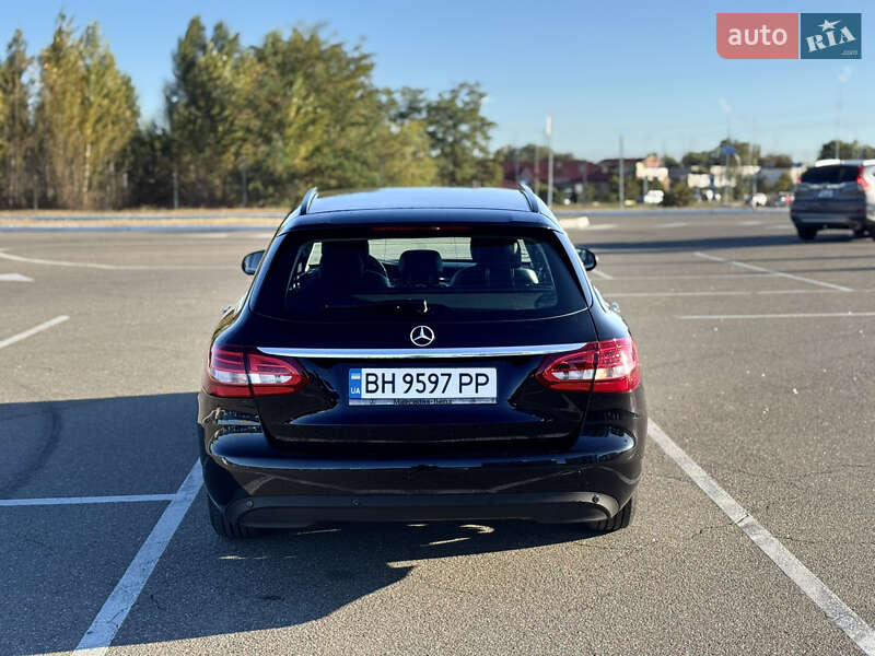 Універсал Mercedes-Benz C-Class 2015 в Києві